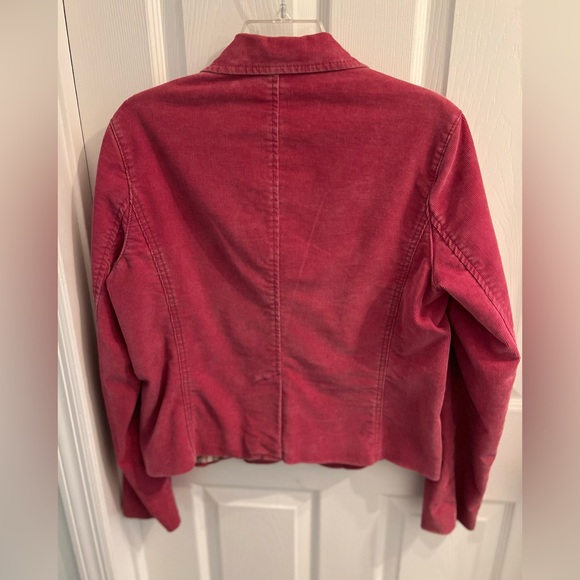 GAP Stretch woman size 12 pink corduroy jacket, lined, pockets, wood buttons - Picture 3 of 4